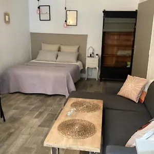 De Gaston Apartment